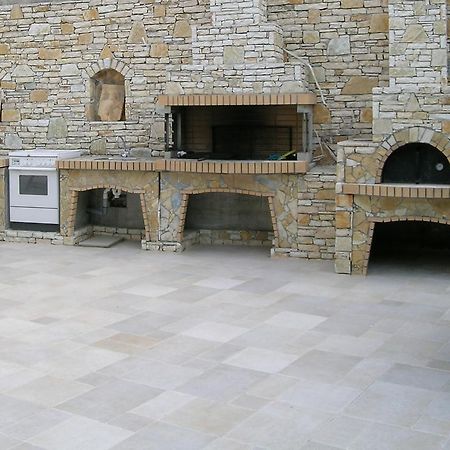 Kamares Apartments Εε Poros Town Dış mekan fotoğraf