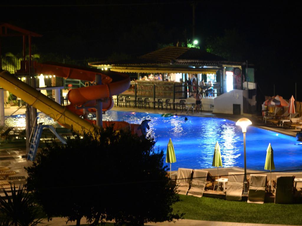 Kamares Apartments Εε Poros Town Dış mekan fotoğraf