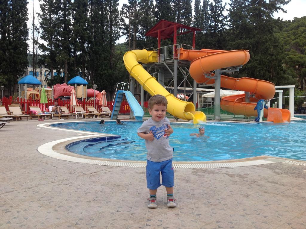 Kamares Apartments Εε Poros Town Dış mekan fotoğraf