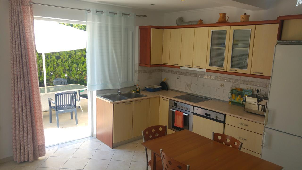 Kamares Apartments Εε Poros Town Dış mekan fotoğraf